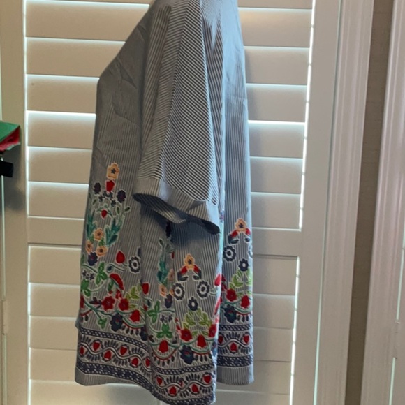 Blue Striped Floral Embroidered Women's Top - Picture 5 of 11